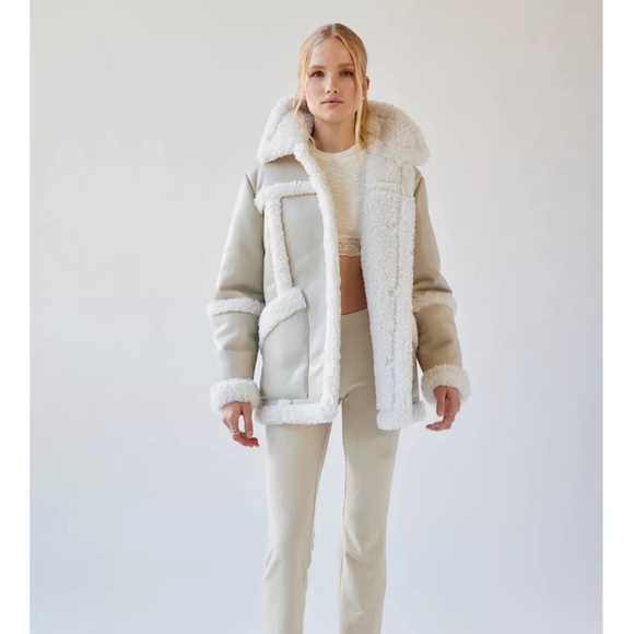 NWT Urban Outfitters Willa Faux Cream Leather Jacket - Sold Out Online!! - Picture 5 of 6